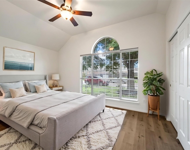 2123 Winter Dale Court - Photo Thumbnail 7