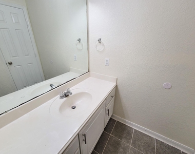 12835 Regal Oaks Bend Lane - Photo Thumbnail 32