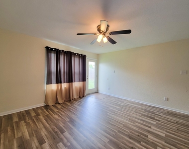 12835 Regal Oaks Bend Lane - Photo Thumbnail 17