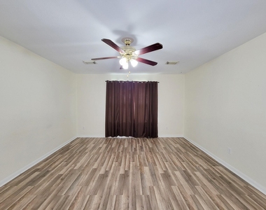 12835 Regal Oaks Bend Lane - Photo Thumbnail 20