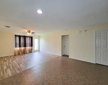 12835 Regal Oaks Bend Lane - Photo Thumbnail 12