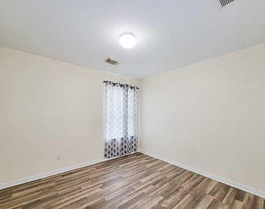 12835 Regal Oaks Bend Lane - Photo Thumbnail 28
