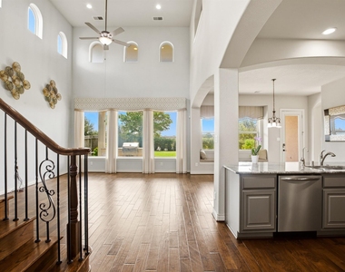 4330 Cobalt Cross Street - Photo Thumbnail 12