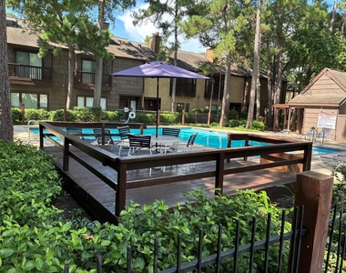 11711 Memorial Drive - Photo Thumbnail 10