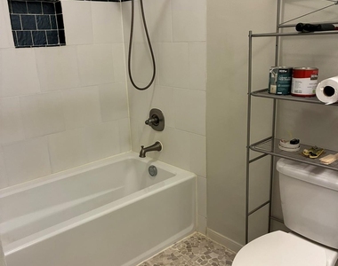 11711 Memorial Drive - Photo Thumbnail 7