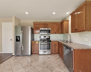 19710 Twin Canyon Court - Photo Thumbnail 12