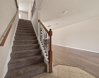 19710 Twin Canyon Court - Photo Thumbnail 3