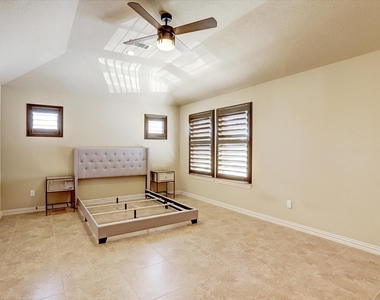 14202 Teal Cove Lane - Photo Thumbnail 37