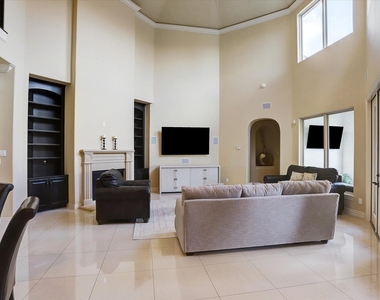 14202 Teal Cove Lane - Photo Thumbnail 12