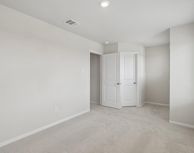 1604 Jean Meadow Drive - Photo Thumbnail 21