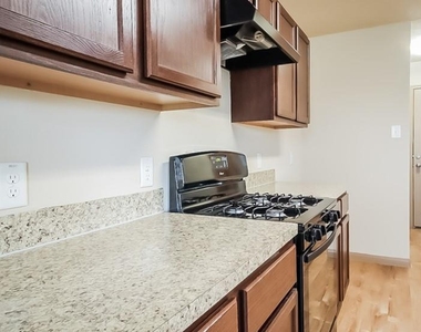 5406 Comel Court - Photo Thumbnail 1