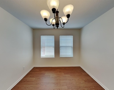 3631 Barkers Crossing Avenue - Photo Thumbnail 4