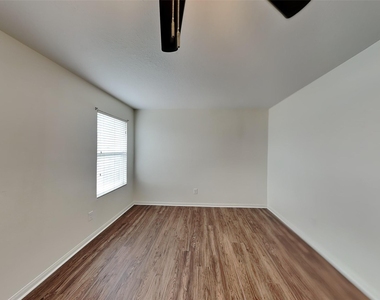 3631 Barkers Crossing Avenue - Photo Thumbnail 13