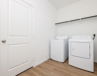 1506 Shimmering Ocean Way - Photo Thumbnail 45