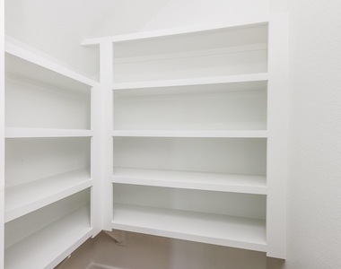 1506 Shimmering Ocean Way - Photo Thumbnail 10
