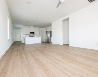 1506 Shimmering Ocean Way - Photo Thumbnail 14