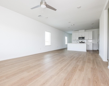 1506 Shimmering Ocean Way - Photo Thumbnail 12