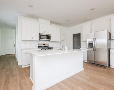 1506 Shimmering Ocean Way - Photo Thumbnail 9
