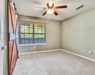 18085 Lake Drive E - Photo Thumbnail 29