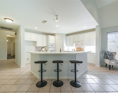 3603 E Cedar Hollow Drive - Photo Thumbnail 16