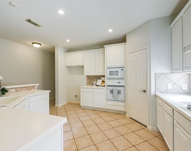 3603 E Cedar Hollow Drive - Photo Thumbnail 18