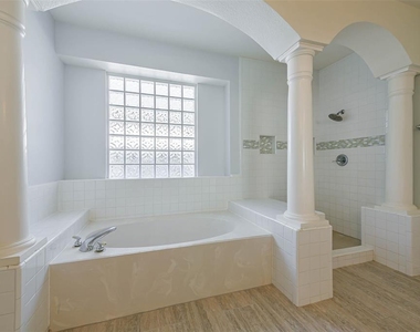 3603 E Cedar Hollow Drive - Photo Thumbnail 25