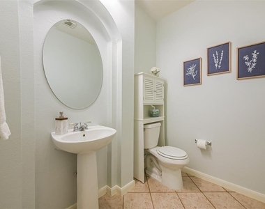 3603 E Cedar Hollow Drive - Photo Thumbnail 21