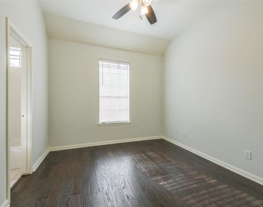 3603 E Cedar Hollow Drive - Photo Thumbnail 27