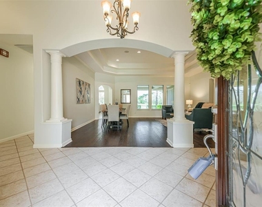 3603 E Cedar Hollow Drive - Photo Thumbnail 1