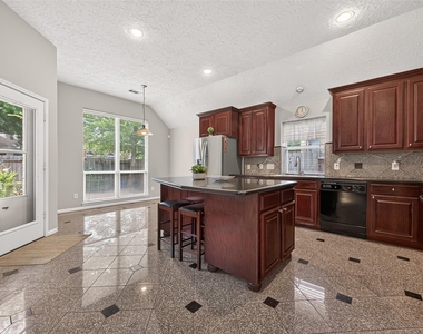 1514 Coyote Hills Lane - Photo Thumbnail 15