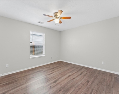 21218 Rezanof Road - Photo Thumbnail 16