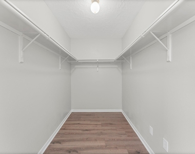 21218 Rezanof Road - Photo Thumbnail 12
