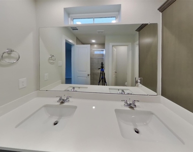 4908 San Fabiano Court - Photo Thumbnail 7