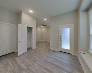 4908 San Fabiano Court - Photo Thumbnail 2