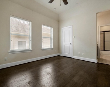 4518 Holt Street - Photo Thumbnail 39