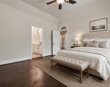 4518 Holt Street - Photo Thumbnail 6