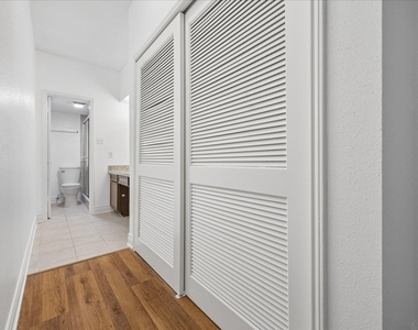 2100 Tanglewilde Street - Photo Thumbnail 6