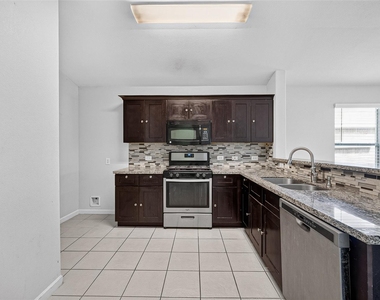 10907 Barker Gate Court - Photo Thumbnail 10