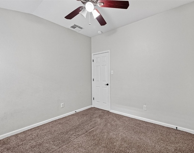 10907 Barker Gate Court - Photo Thumbnail 24
