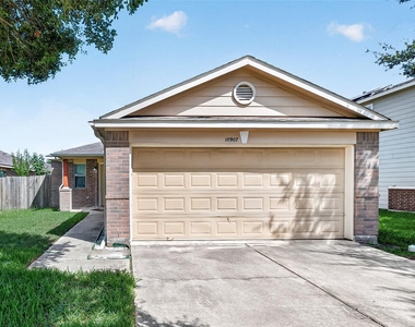 10907 Barker Gate Court - Photo Thumbnail 1