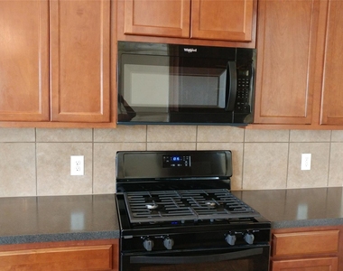 18223 Redoak Manor Lane - Photo Thumbnail 6