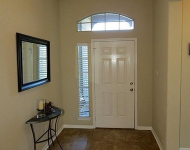 18223 Redoak Manor Lane - Photo Thumbnail 1