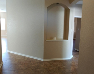 18223 Redoak Manor Lane - Photo Thumbnail 2