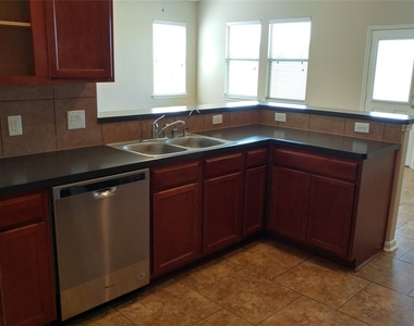 18223 Redoak Manor Lane - Photo Thumbnail 4