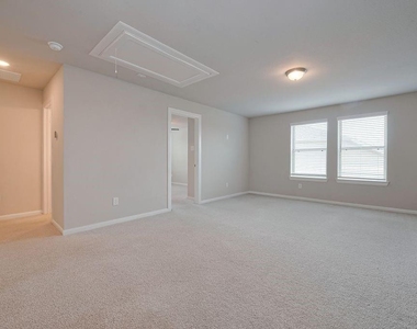 29310 Sweet Orange Court - Photo Thumbnail 12