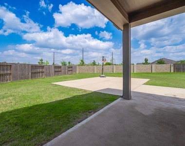 29310 Sweet Orange Court - Photo Thumbnail 22