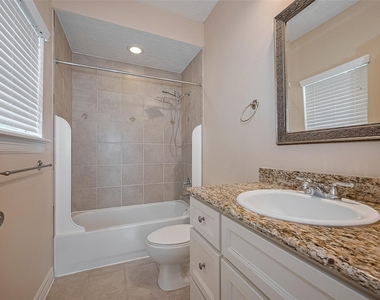 1419 Thompson Street - Photo Thumbnail 31