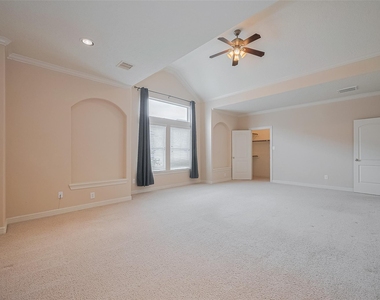 1419 Thompson Street - Photo Thumbnail 34