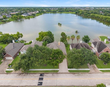 2519 Fair Oak Street - Photo Thumbnail 33