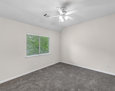 2519 Fair Oak Street - Photo Thumbnail 25